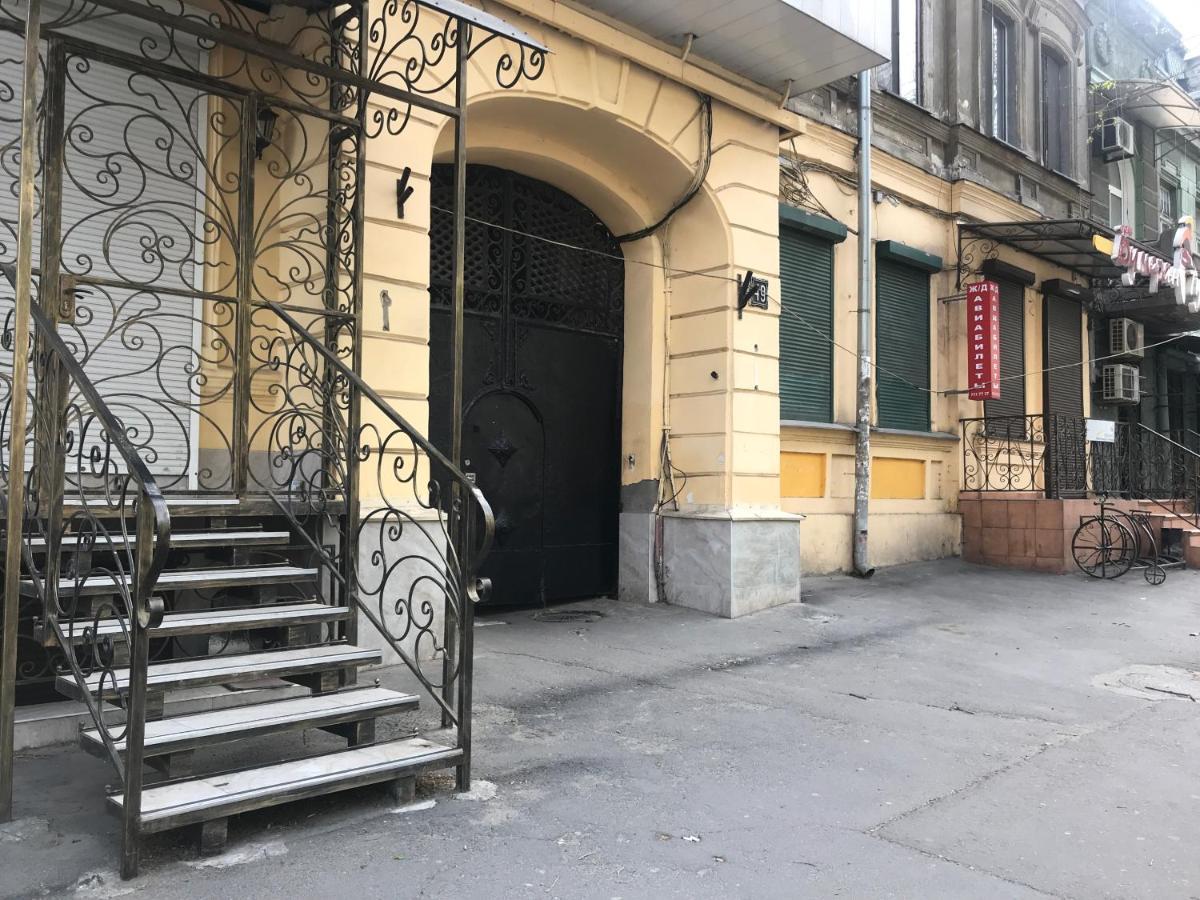 Uspenskay/Pushckinskay Appartamento Odessa Esterno foto